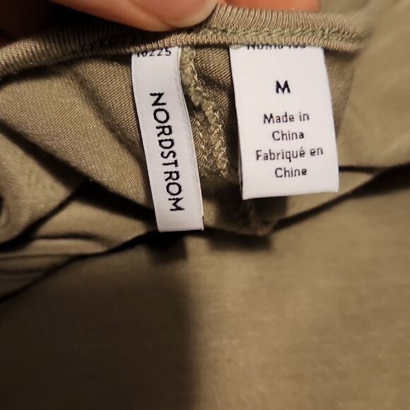 Nordstrom Ladies Size Medium Olive Green Buttery Soft V-Neck Shirt Dress - Picture 5 of 6